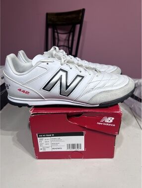 New Balance 442 V2 Team TF Soccer Shoes White Size 11 US